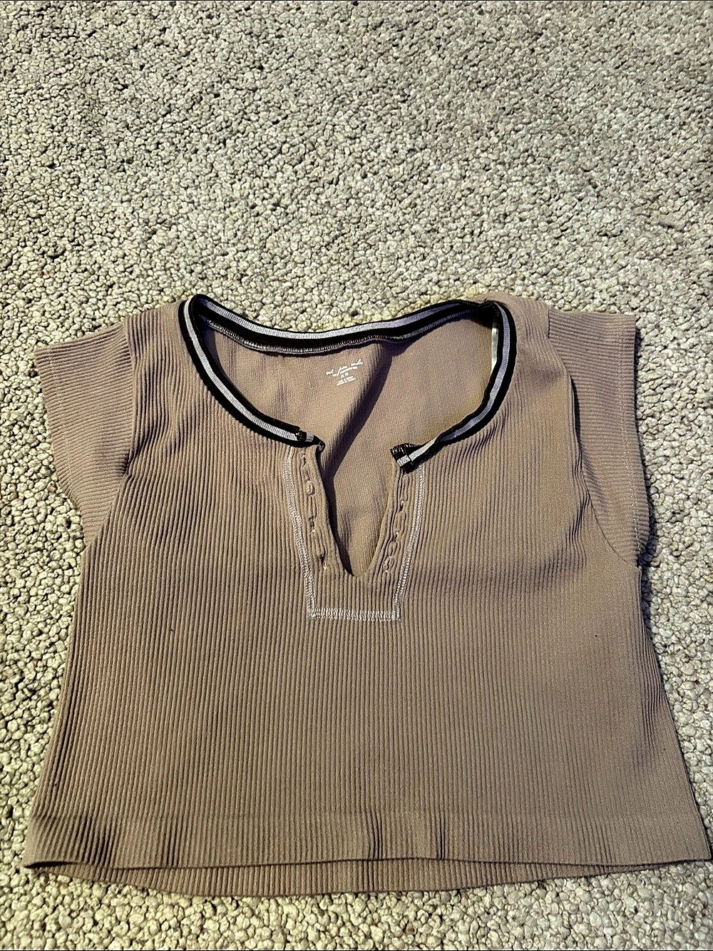 out from under Ribbed Tank Top in Brown Size XL TG Like New